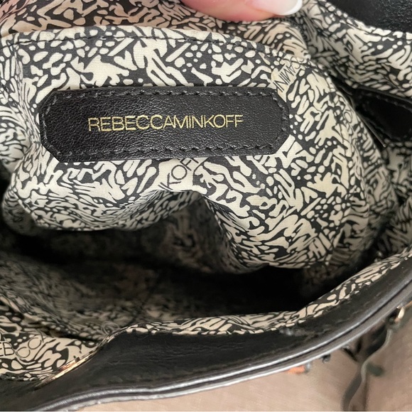 COPY - Rebecca Minkoff dexter black leather animal print bucket bag - Picture 8 of 12